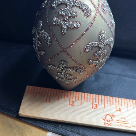 Teardrop Glass hand painted embellished upscale Christmas ornament - Picture 8 of 10